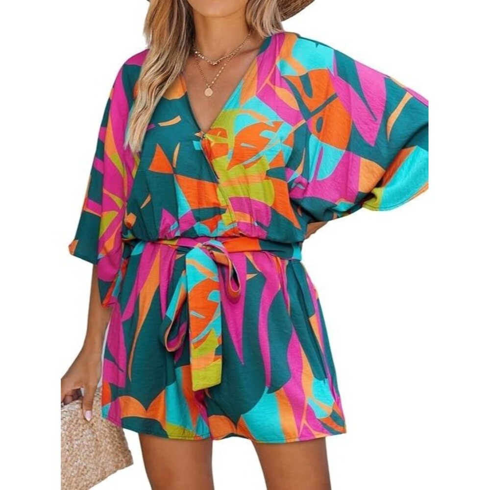 CUPSHE Women's Mini Romper MED Summer Beach Vacation Loose Fit 1/2 Sleeve V Neck